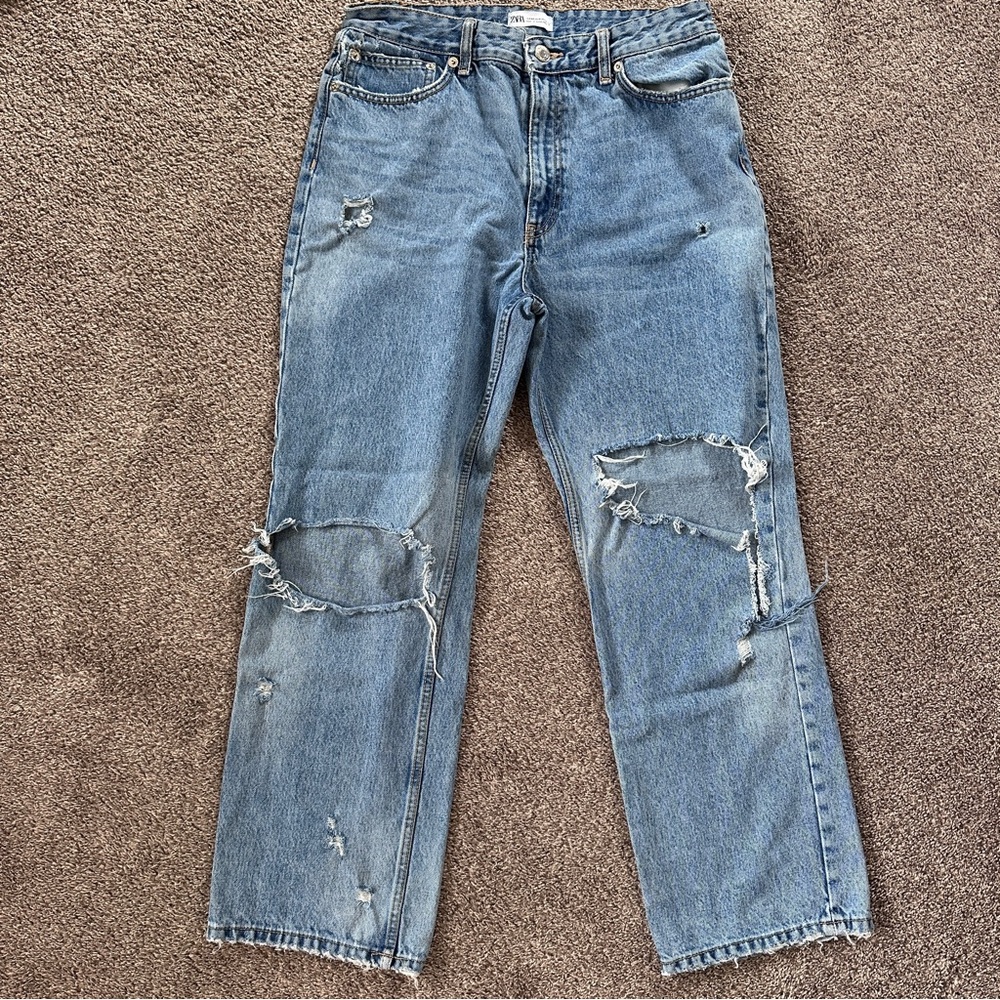 Zara Size 12 Mid Rise Wide Leg Jeans Light Wash Denim Distressed 90s skater